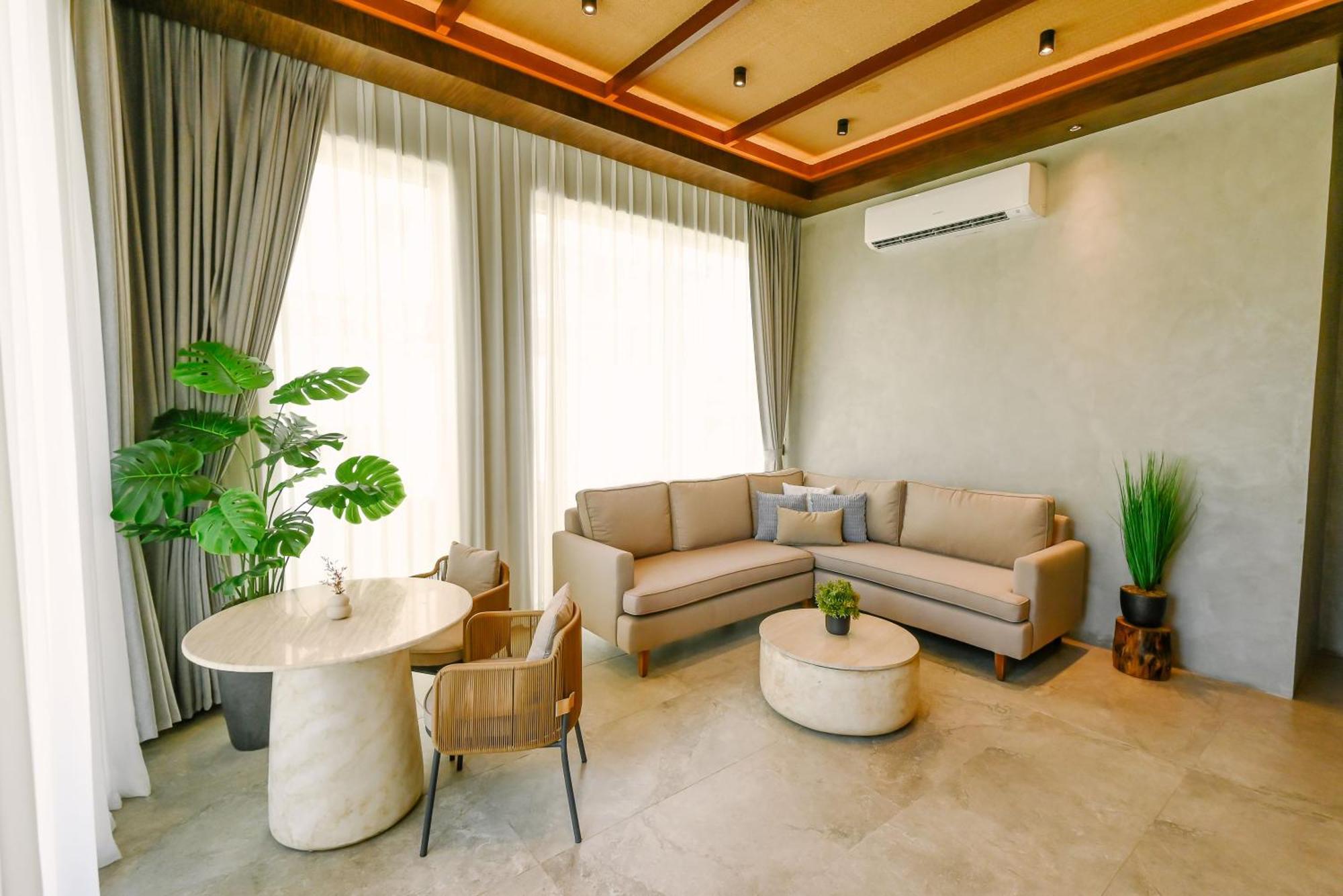 Tana Beach Villas Лиан Экстерьер фото
